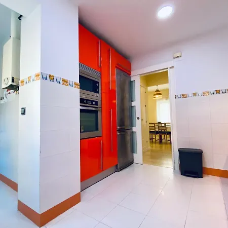 Bright House Grupo Ac Gestion * 加的斯